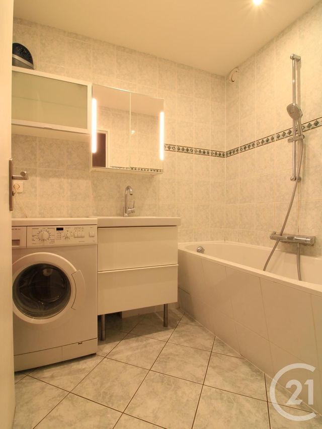 Appartement F3 à vendre - 3 pièces - 68.65 m2 - STRASBOURG - 67 - ALSACE - Century 21 Etoile Appartement F3 à vendre - 3 pièces - 68.65 m2 - STRASBOURG - 67 - ALSACE - Century 21 Etoile