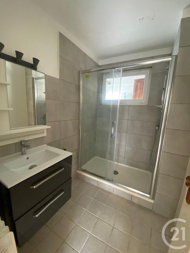 Afficher la photo en grand Appartement F3 à vendre - 3 pièces - 63.0 m2 - STRASBOURG - 67 - ALSACE - Century 21 Etoile