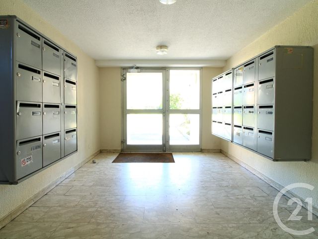 Appartement F2 à vendre - 2 pièces - 41.02 m2 - STRASBOURG - 67 - ALSACE - Century 21 Etoile Appartement F2 à vendre - 2 pièces - 41.02 m2 - STRASBOURG - 67 - ALSACE - Century 21 Etoile