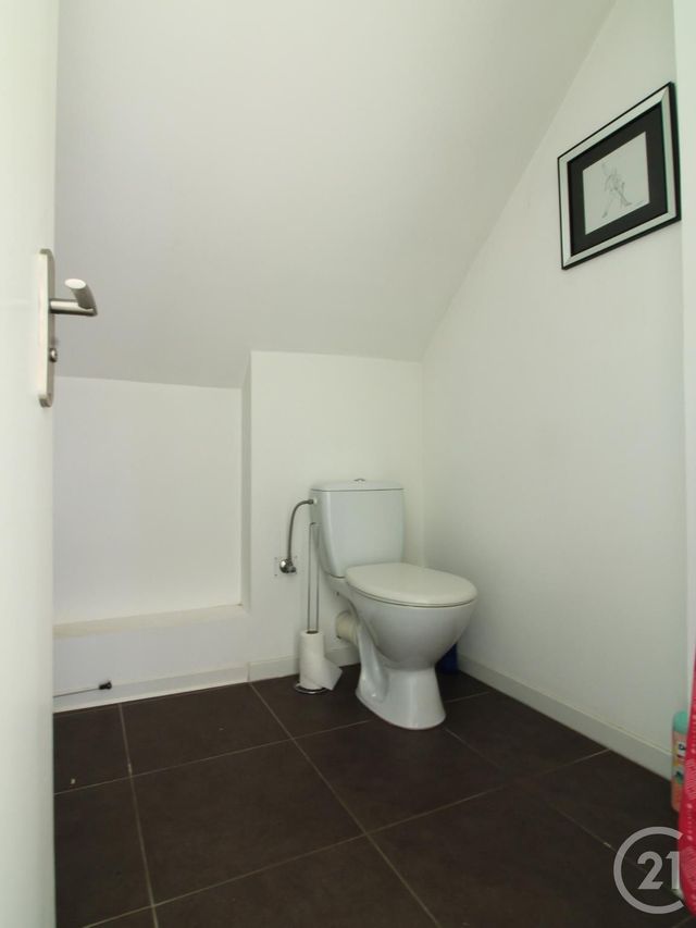Afficher la photo en grand Appartement F3 à vendre - 3 pièces - 54.01 m2 - STRASBOURG - 67 - ALSACE - Century 21 Etoile
