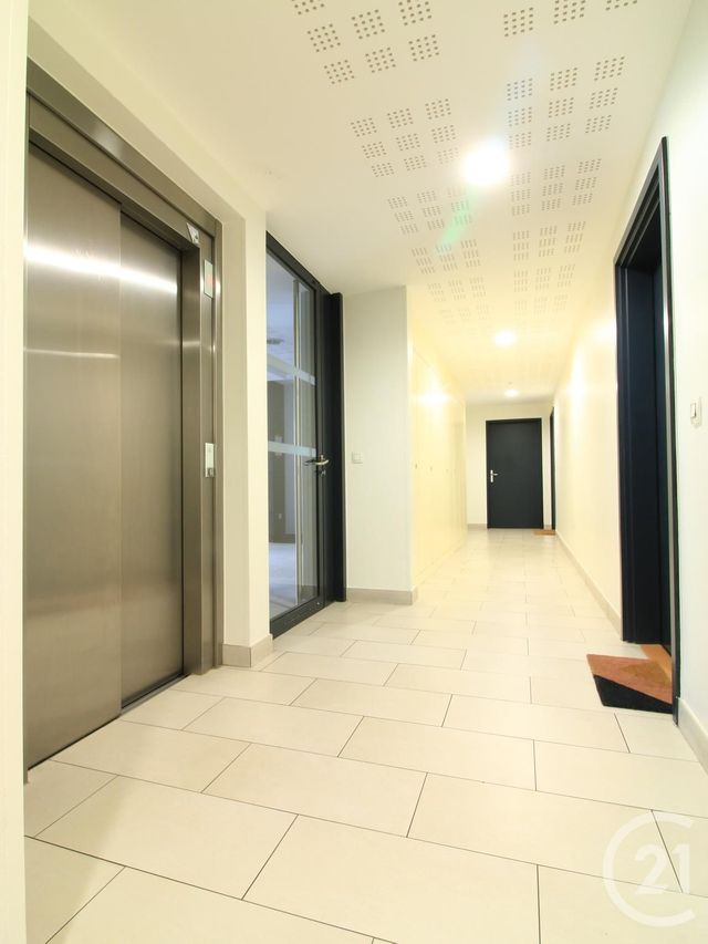 Afficher la photo en grand Studio à vendre - 1 pièce - 19.1 m2 - STRASBOURG - 67 - ALSACE - Century 21 Etoile