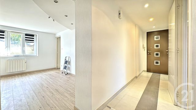Appartement Local à vendre - 2 pièces - 44.0 m2 - STRASBOURG - 67 - ALSACE - Century 21 Etoile