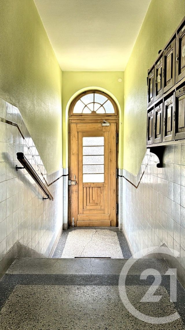 Appartement Local à vendre - 2 pièces - 44.0 m2 - STRASBOURG - 67 - ALSACE - Century 21 Etoile