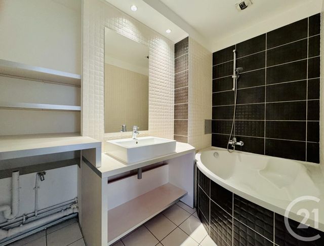 Afficher la photo en grand Appartement à vendre - 3 pièces - 68.5 m2 - STRASBOURG - 67 - ALSACE - Century 21 Etoile