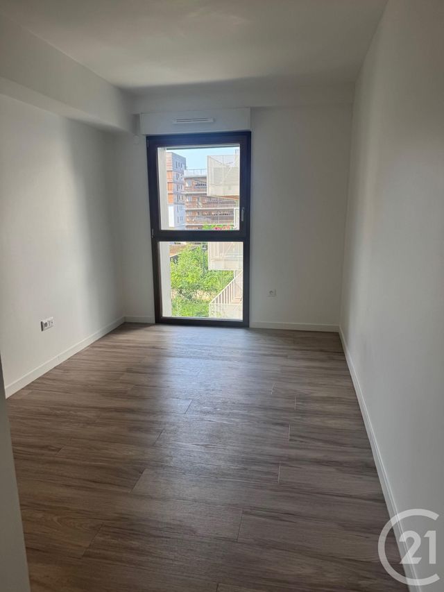 Afficher la photo en grand Appartement à vendre - 3 pièces - 69.0 m2 - STRASBOURG - 67 - ALSACE - Century 21 Etoile