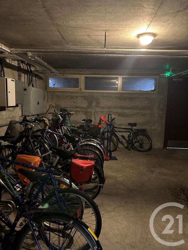 Afficher la photo en grand Appartement F1 à vendre - 1 pièce - 31.82 m2 - STRASBOURG - 67 - ALSACE - Century 21 Etoile