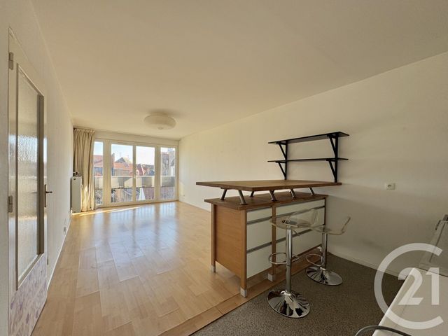 Afficher la photo en grand Appartement F2 à vendre - 2 pièces - 50.48 m2 - STRASBOURG - 67 - ALSACE - Century 21 Etoile