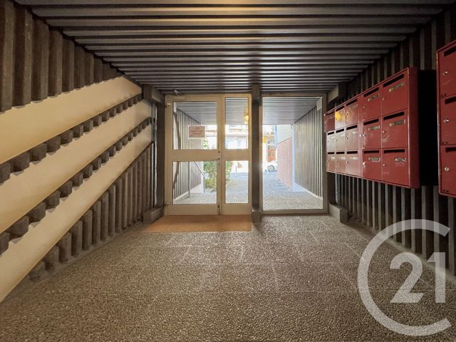 Afficher la photo en grand Appartement F2 à vendre - 2 pièces - 50.48 m2 - STRASBOURG - 67 - ALSACE - Century 21 Etoile