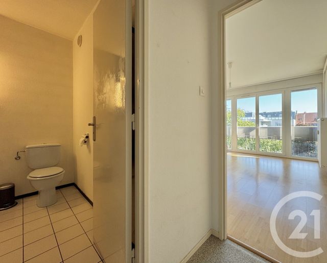 Afficher la photo en grand Appartement F2 à vendre - 2 pièces - 50.48 m2 - STRASBOURG - 67 - ALSACE - Century 21 Etoile