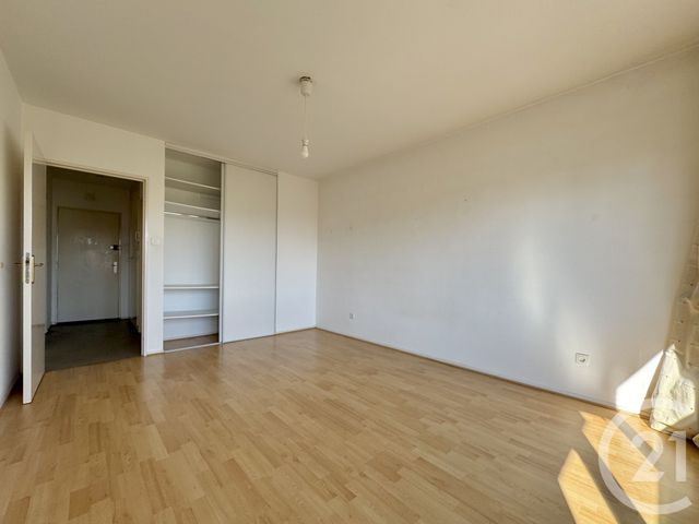 Afficher la photo en grand Appartement F2 à vendre - 2 pièces - 50.48 m2 - STRASBOURG - 67 - ALSACE - Century 21 Etoile
