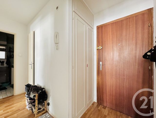 Afficher la photo en grand Appartement F2 à vendre - 2 pièces - 44.46 m2 - STRASBOURG - 67 - ALSACE - Century 21 Etoile