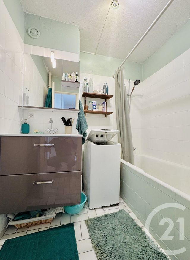 Afficher la photo en grand Appartement F2 à vendre - 2 pièces - 44.46 m2 - STRASBOURG - 67 - ALSACE - Century 21 Etoile