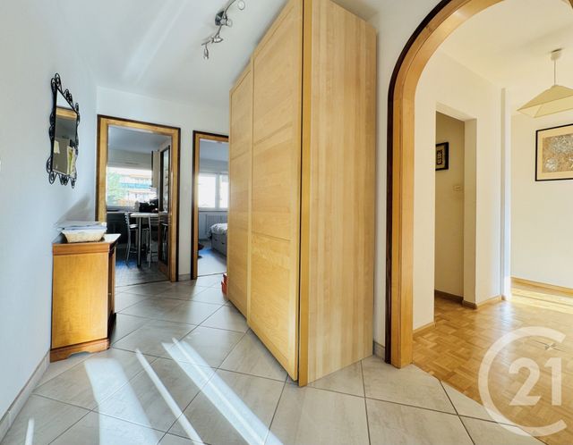 Afficher la photo en grand Appartement à vendre - 4 pièces - 91.31 m2 - STRASBOURG - 67 - ALSACE - Century 21 Etoile