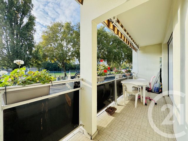 Afficher la photo en grand Appartement à vendre - 4 pièces - 91.31 m2 - STRASBOURG - 67 - ALSACE - Century 21 Etoile