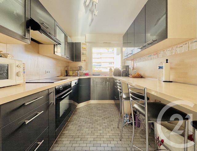 Afficher la photo en grand Appartement à vendre - 4 pièces - 91.31 m2 - STRASBOURG - 67 - ALSACE - Century 21 Etoile