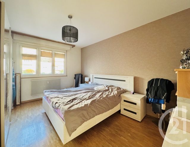 Afficher la photo en grand Appartement à vendre - 4 pièces - 91.31 m2 - STRASBOURG - 67 - ALSACE - Century 21 Etoile