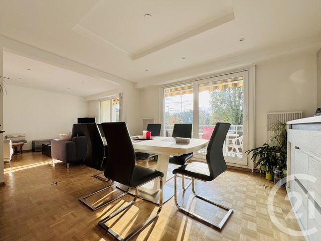 Afficher la photo en grand Appartement à vendre - 4 pièces - 91.31 m2 - STRASBOURG - 67 - ALSACE - Century 21 Etoile