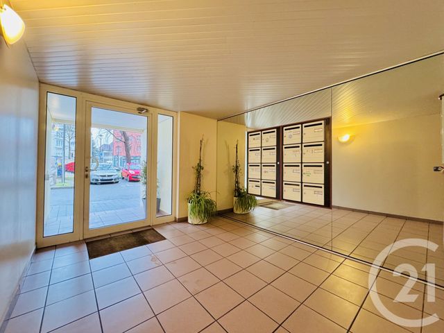 Appartement à vendre - 2 pièces - 47.34 m2 - STRASBOURG - 67 - ALSACE - Century 21 Etoile