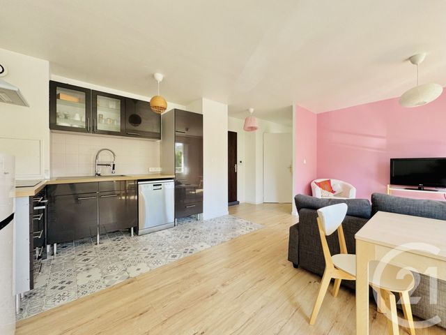 Appartement F2 meublé à vendre - 2 pièces - 47.57 m2 - STRASBOURG - 67 - ALSACE - Century 21 Etoile