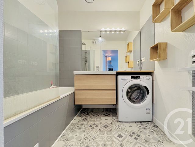 Appartement à vendre - 2 pièces - 47.57 m2 - STRASBOURG - 67 - ALSACE - Century 21 Etoile