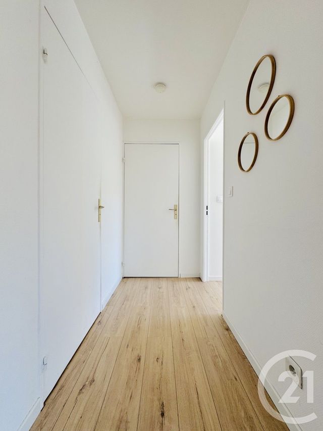 Appartement F2 meublé à vendre - 2 pièces - 47.57 m2 - STRASBOURG - 67 - ALSACE - Century 21 Etoile