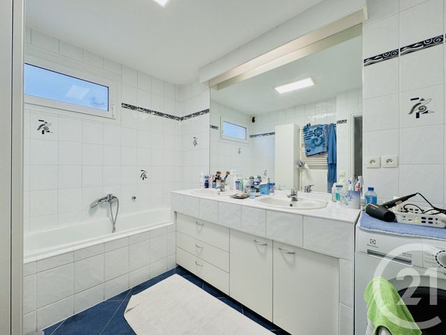 Appartement à vendre - 5 pièces - 99.3 m2 - STRASBOURG - 67 - ALSACE - Century 21 Etoile