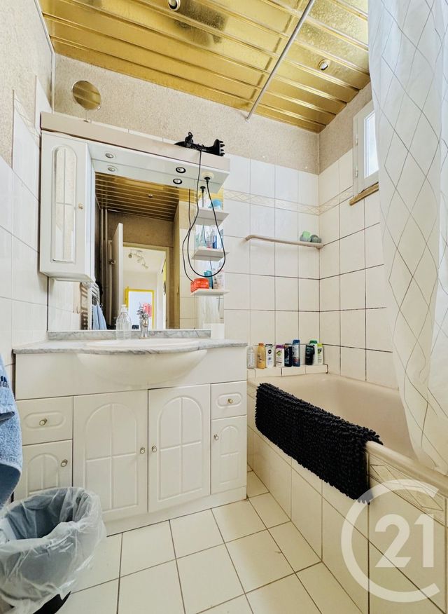 Appartement F4 à vendre - 4 pièces - 69.66 m2 - STRASBOURG - 67 - ALSACE - Century 21 Etoile