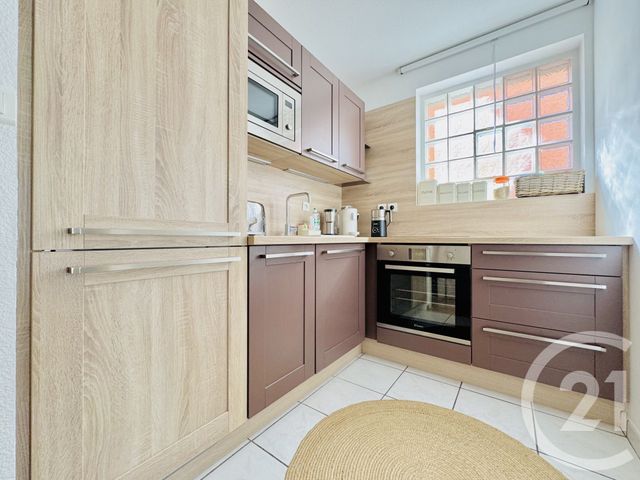 Appartement F2 à vendre - 2 pièces - 42.98 m2 - STRASBOURG - 67 - ALSACE - Century 21 Etoile