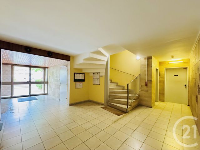 Appartement F2 à vendre - 2 pièces - 41.82 m2 - STRASBOURG - 67 - ALSACE - Century 21 Etoile