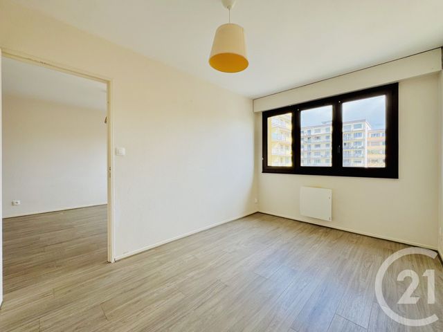 Appartement F2 à vendre - 2 pièces - 41.82 m2 - STRASBOURG - 67 - ALSACE - Century 21 Etoile