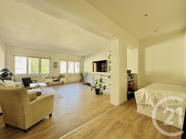 Appartement Loft à vendre - 2 pièces - 88.0 m2 - STRASBOURG - 67 - ALSACE - Century 21 Etoile