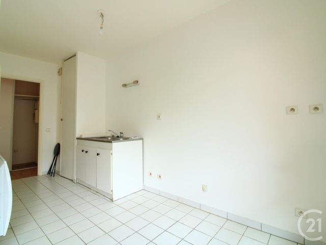 Appartement F2 à vendre - 2 pièces - 48.84 m2 - STRASBOURG - 67 - ALSACE - Century 21 Etoile Appartement F2 à vendre - 2 pièces - 48.84 m2 - STRASBOURG - 67 - ALSACE - Century 21 Etoile