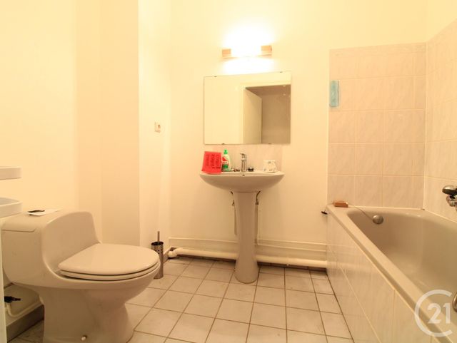 Appartement F2 à vendre - 2 pièces - 48.84 m2 - STRASBOURG - 67 - ALSACE - Century 21 Etoile Appartement F2 à vendre - 2 pièces - 48.84 m2 - STRASBOURG - 67 - ALSACE - Century 21 Etoile